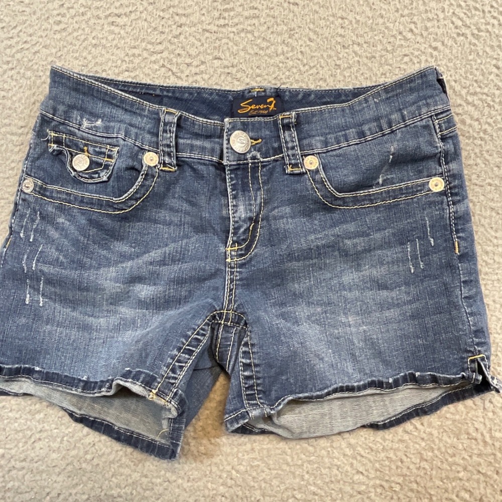 Seven7 Denim Shorts Womens 10 Blue Medium Wash Good Back Flap Pockets Distressed